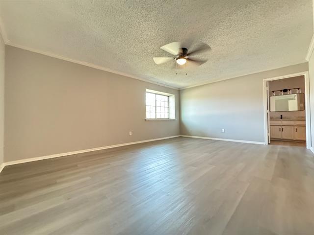 Building Photo - 13439 Whispering Hills Dr