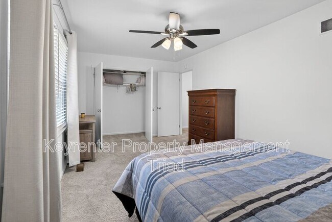 Building Photo - 115 S Mendenhall St