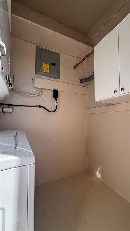 Building Photo - 21543 Kenyon Ave