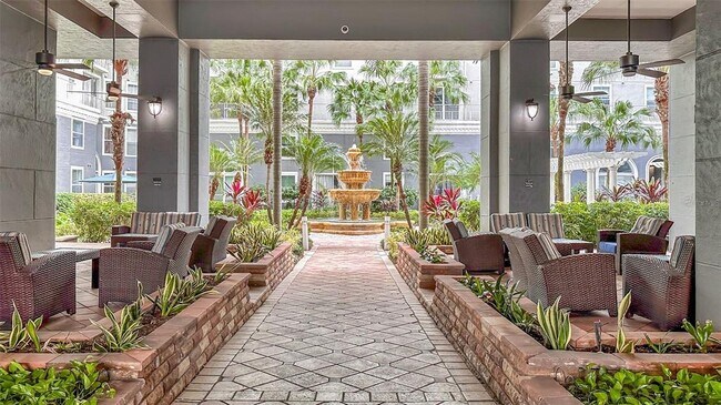 Building Photo - 700 S Harbour Island Blvd