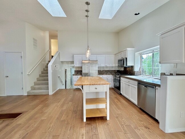 Building Photo - 14597 SW 81st Ave