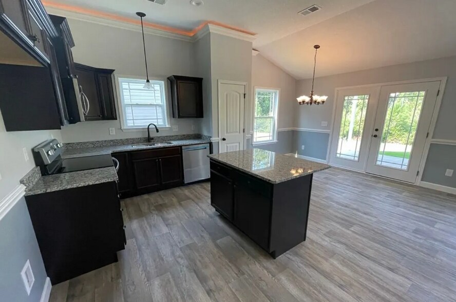 Building Photo - 1204 Mason Hill Way