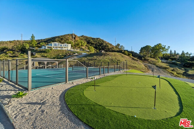 Building Photo - 265 Westlake Blvd