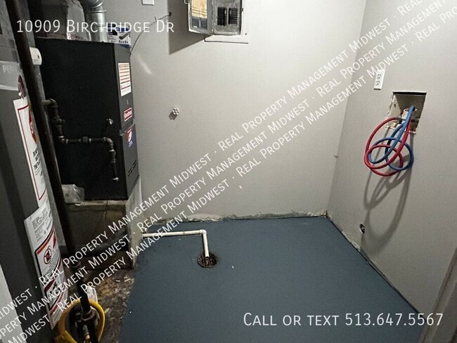 Building Photo - 10909 Birchridge Dr