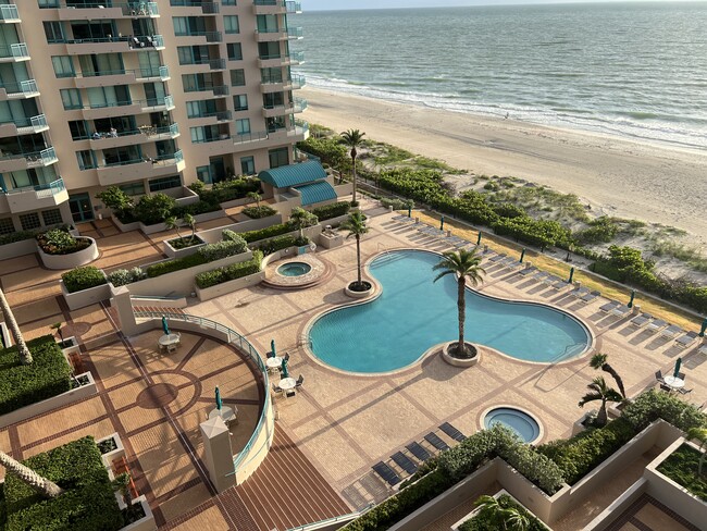 Building Photo - 1520 Gulf Blvd