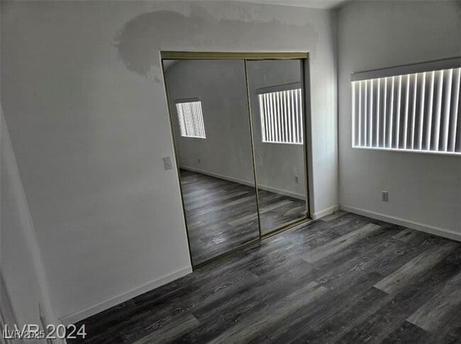 Building Photo - 3253 Calanda St