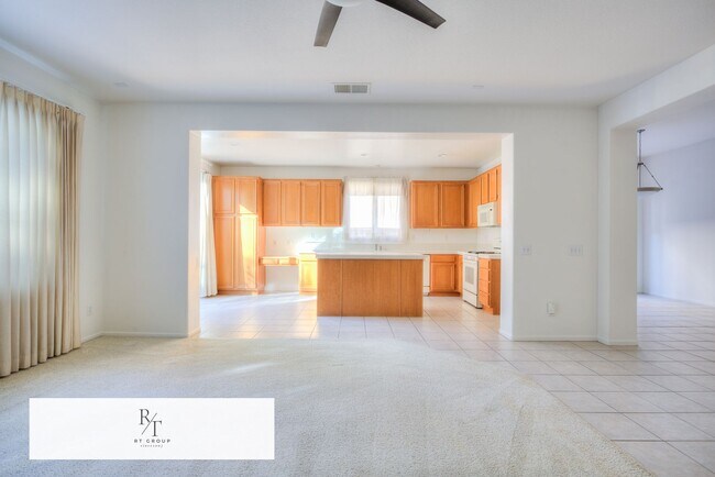 Building Photo - 3879 Bella Villagio Ave