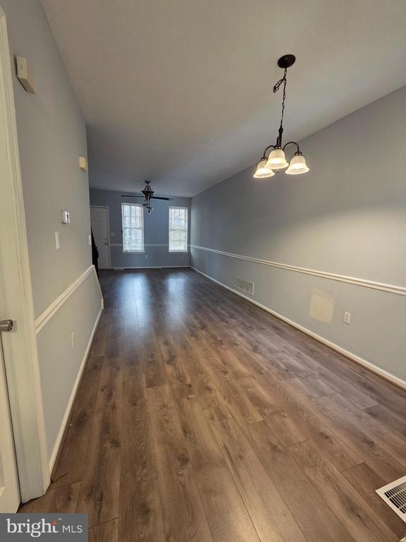 Building Photo - 1116 N Walnut St