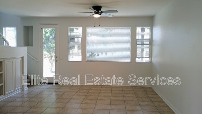 Building Photo - 1866 Via Capri St