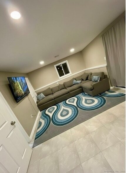 Building Photo - 3 Donna Dr