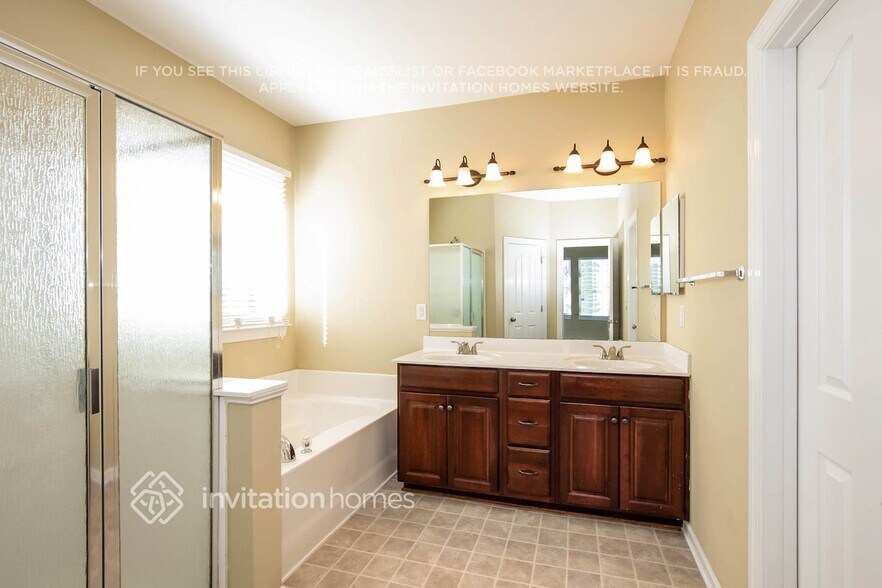 Building Photo - 11324 Huntington Meadow Ln
