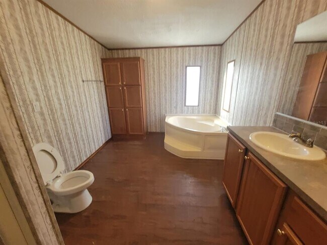 Building Photo - 4541 Deer Run Rd