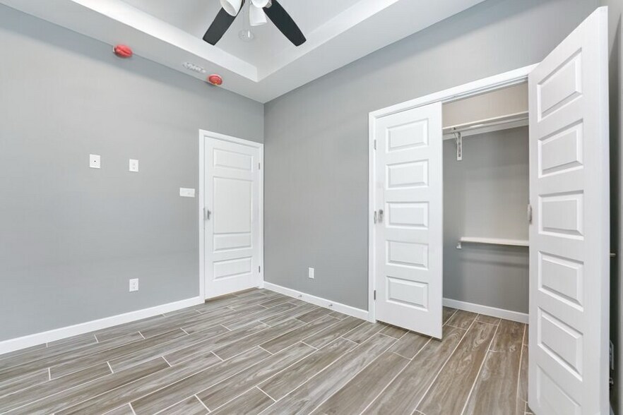 Building Photo - 200 Lauryn Dr