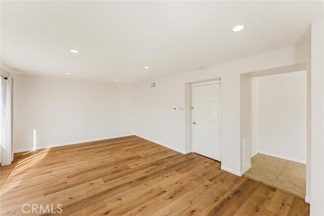 Building Photo - 10585 Bruns Dr