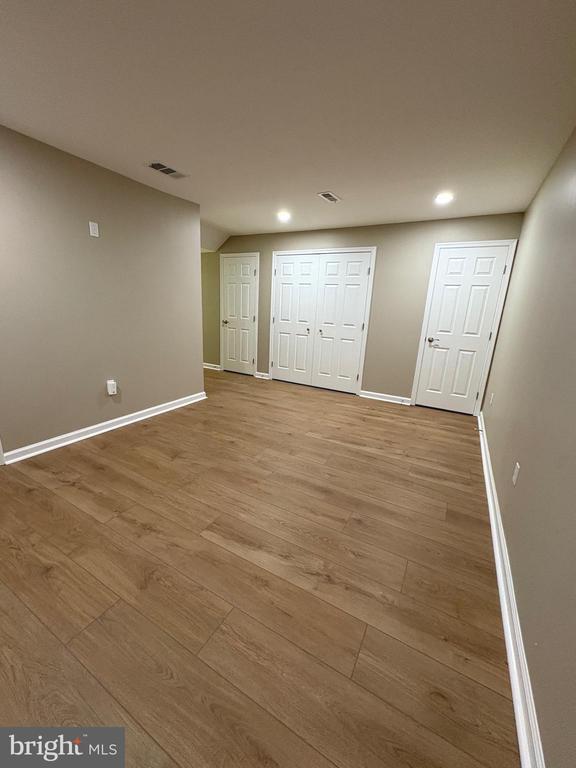 Building Photo - 1441 Landis Cir