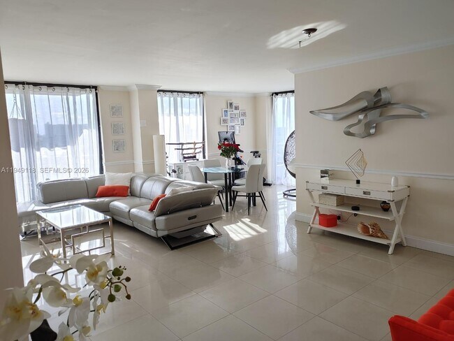 Building Photo - 3300 NE 191st St