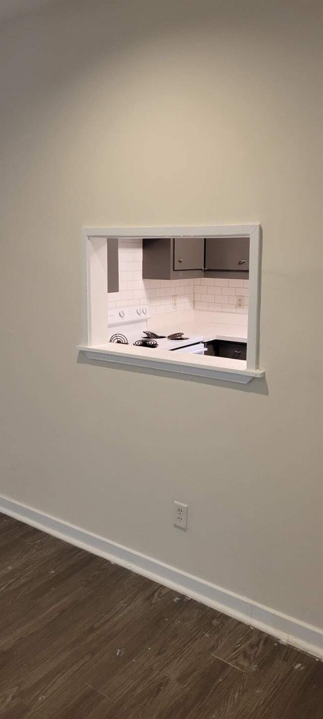 Building Photo - 1055 Quinn St