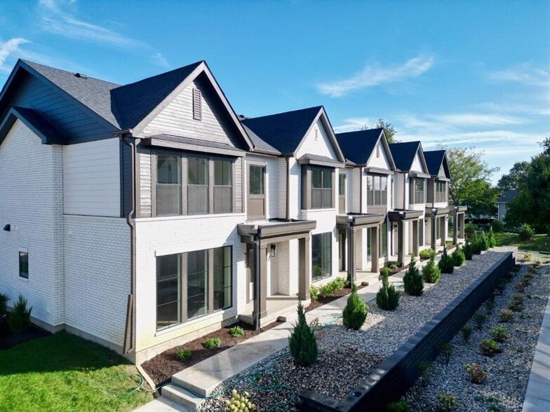 Building Photo - 933 Prime St