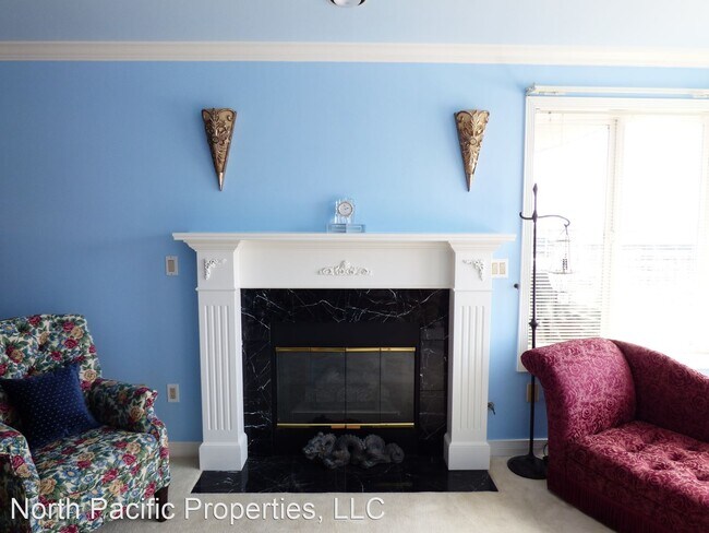 Building Photo - 2 br, 2 bath House - 601 West Mercer Place...