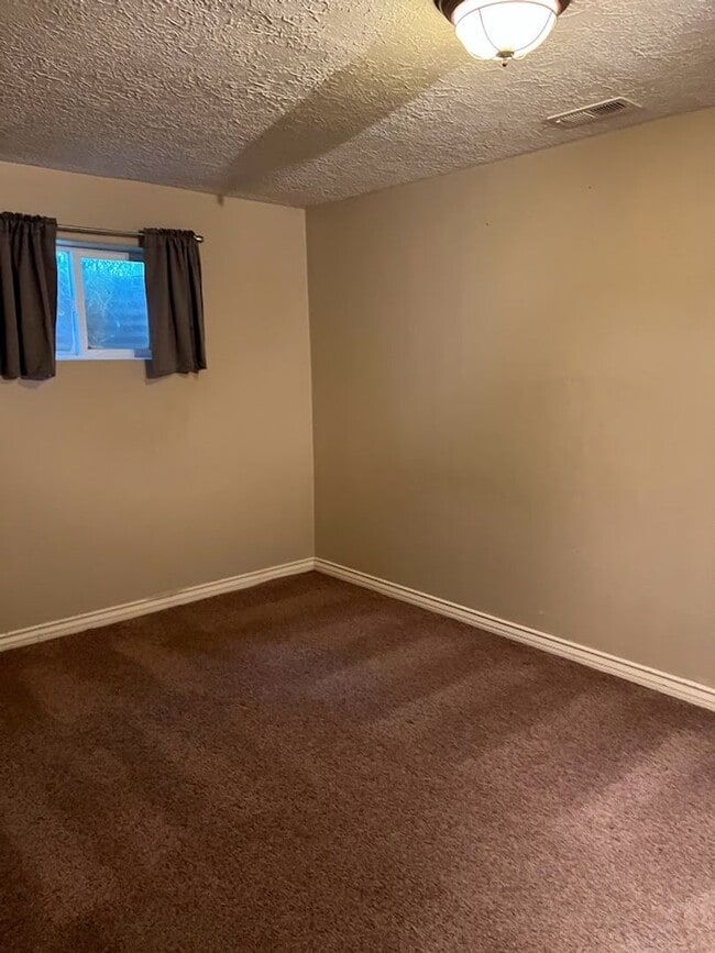 Building Photo - HOU-A 962