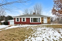 Building Photo - 2420 Sumter Ave S