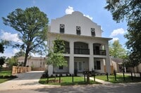 Building Photo - 443 Meador Dr