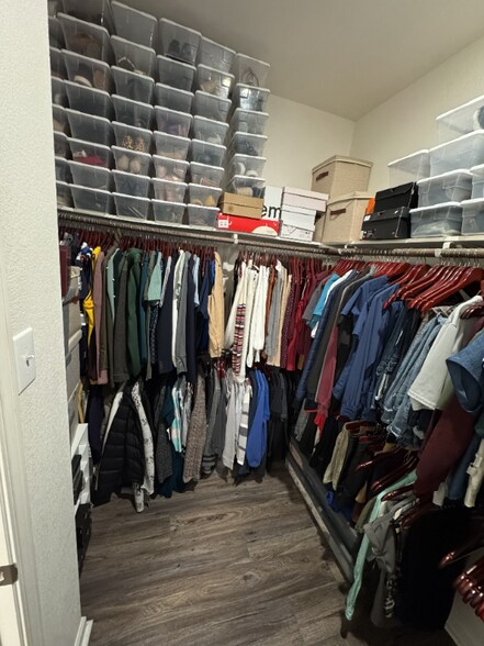 Building Photo - 6512 Trident Ct