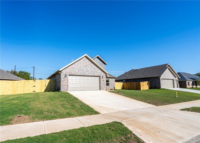 Building Photo - 64 W Gilpin St