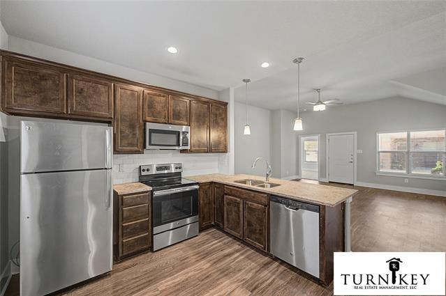 Building Photo - 225 Stewart Bend Ct