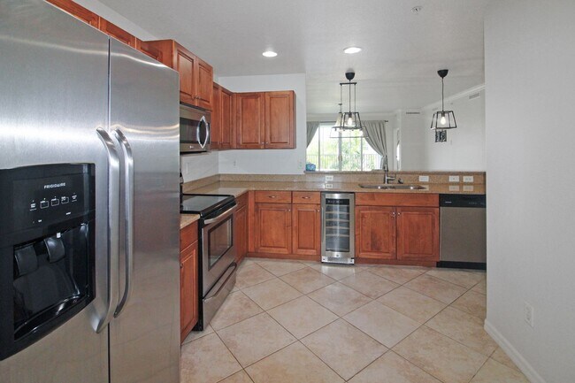 Building Photo - 1000 San Lino Cir