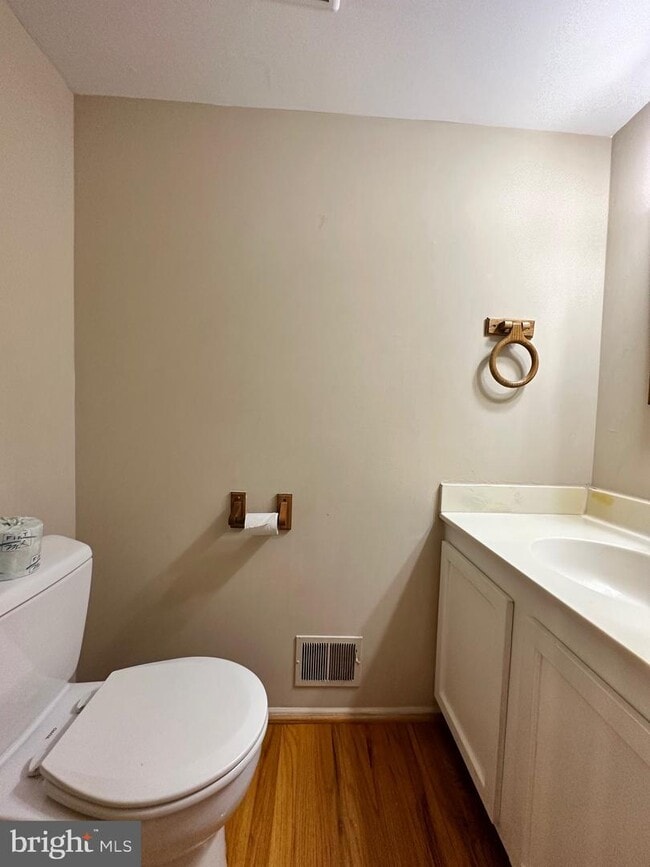 Building Photo - 6123 Martins Landing Ct