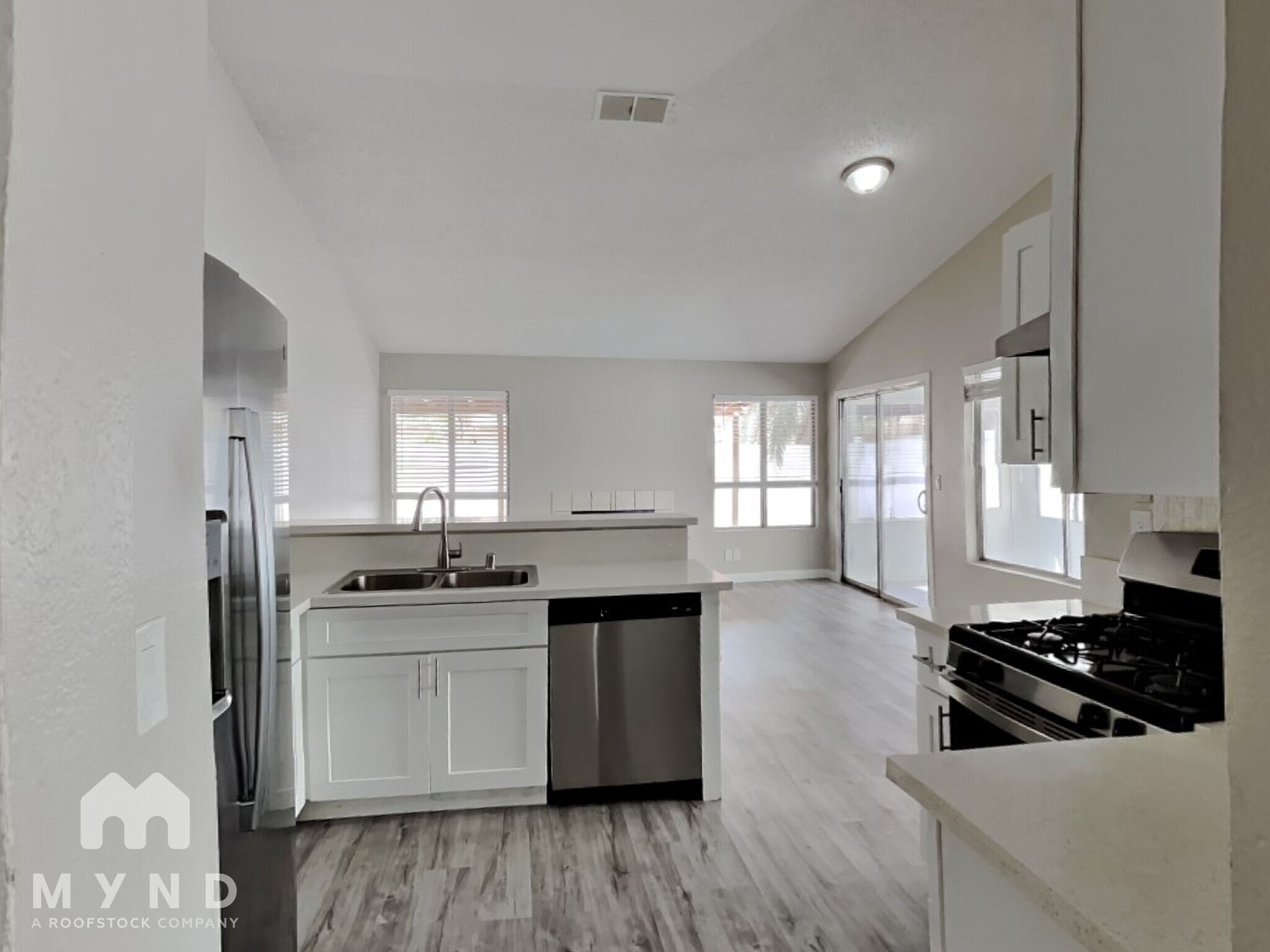 Building Photo - 5681 Odessa Dr