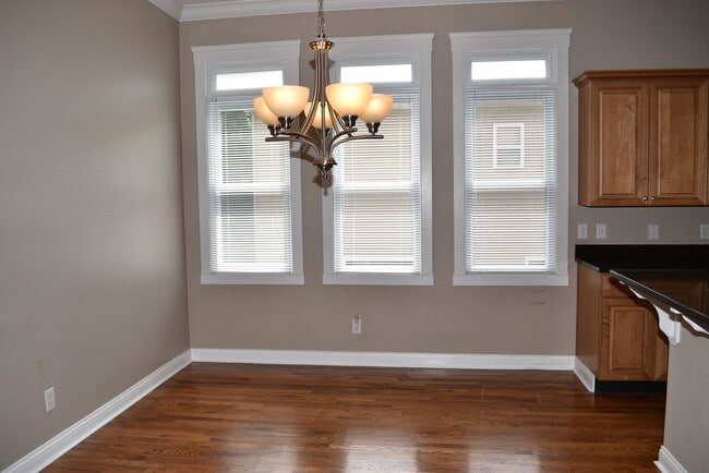 Building Photo - 2107 Herrick Ave