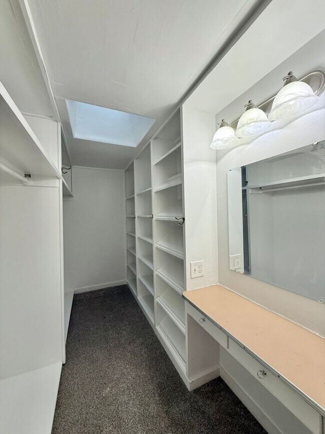 Building Photo - Tour Today! 3 Bed 2 Bath in Tyler!