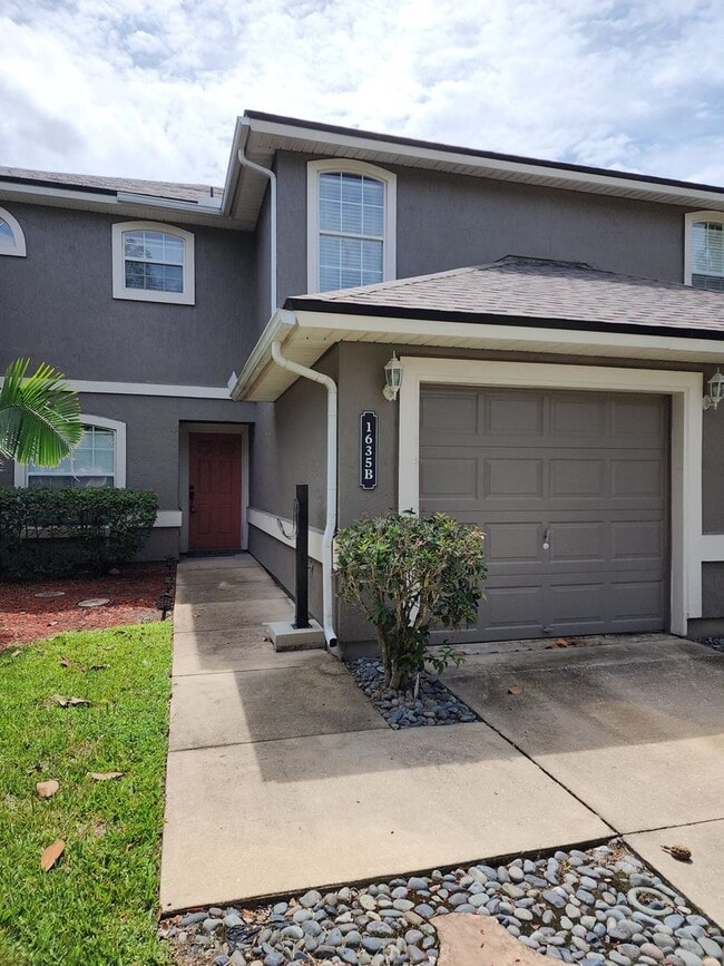 Primary Photo - Fleming Island... TWO WEEKS FREE!!!