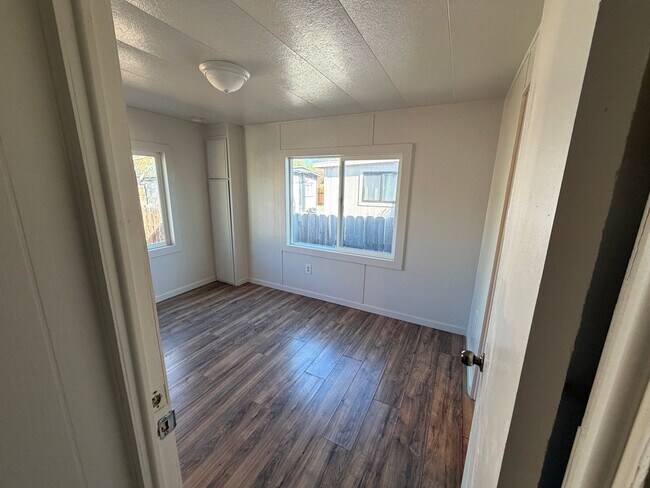 Building Photo - 2308 Airport Rd