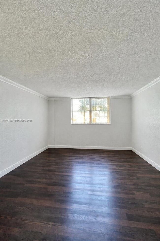 Building Photo - 19390 Collins Ave