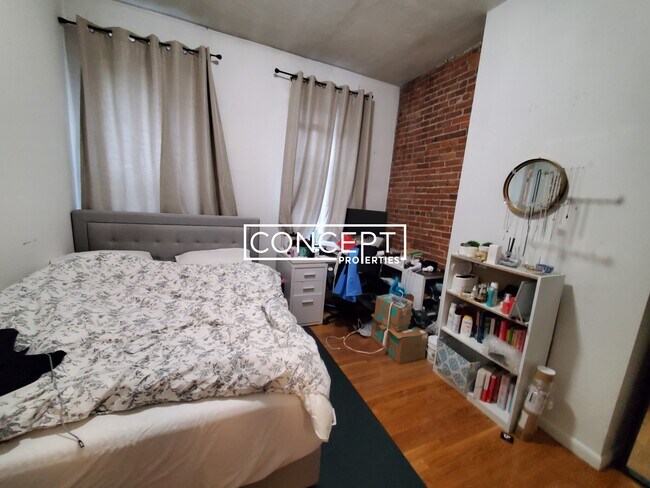 Building Photo - 23 Cortes St