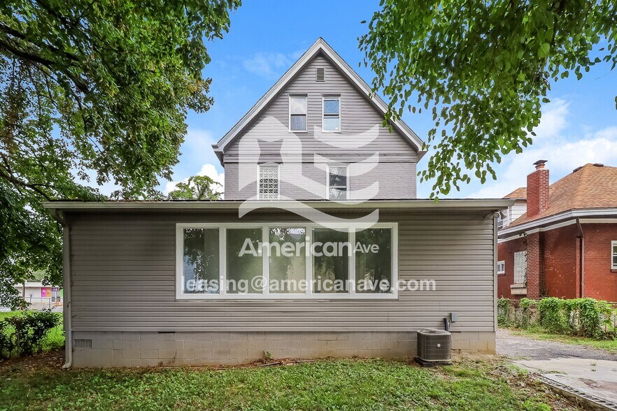 Building Photo - 1409 California Ave