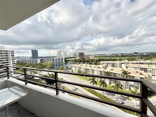 Building Photo - 600 Three Islands Boulevard