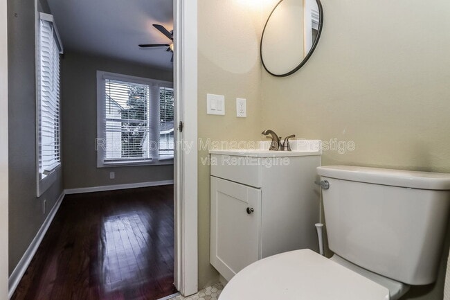 Building Photo - 4715 Avenue P 1/2 Rear