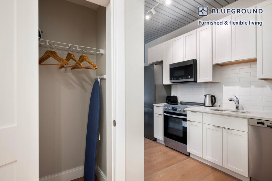 Building Photo - 44 Bromfield St