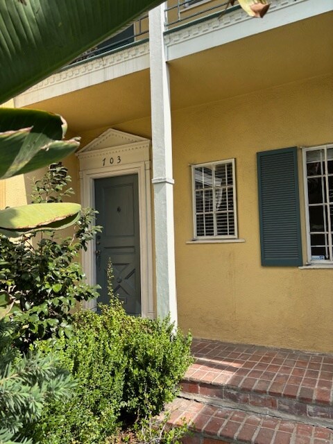 703 Lorraine - 703 Lorraine Blvd