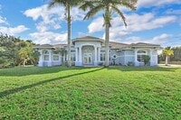 Building Photo - 16146 72nd Dr N
