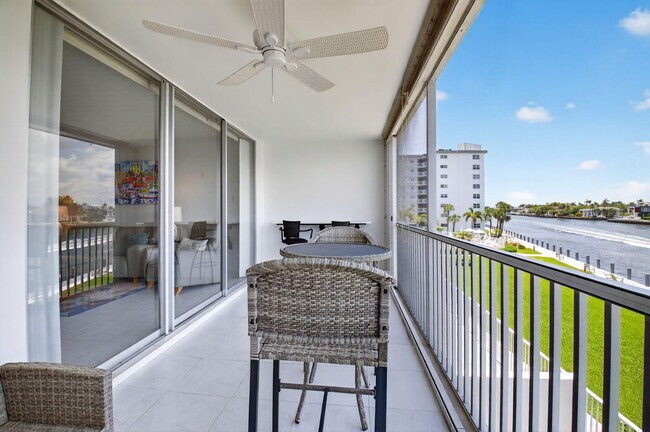 Building Photo - 3100 S Ocean Blvd