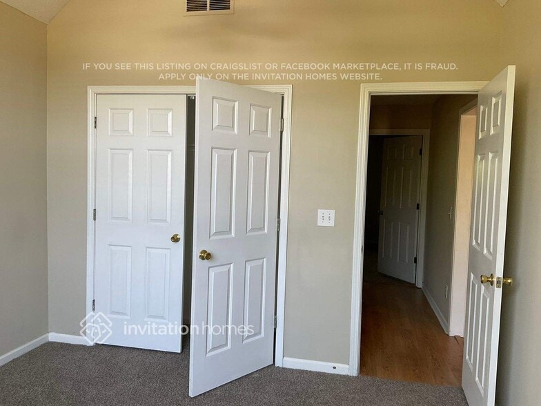 Building Photo - 315 Meadow Gate Ct