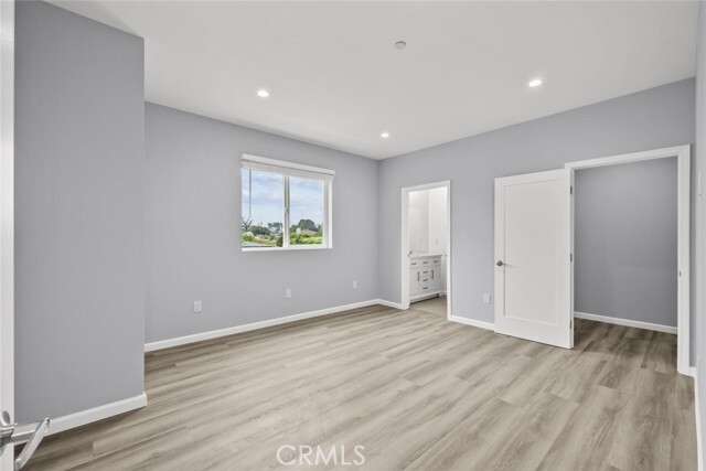 Building Photo - 15836 Eccles St