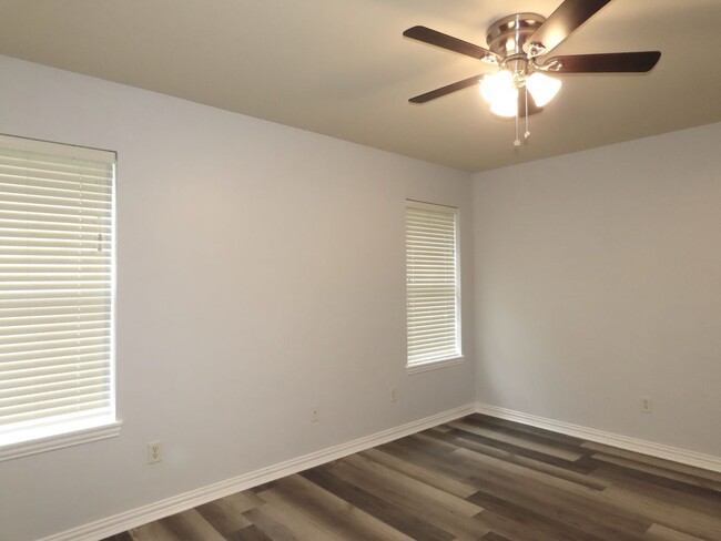Building Photo - Coming Soon!!! South Tyler, Stunning 4 Bed...