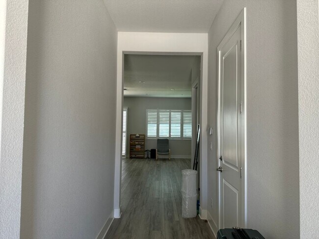 Building Photo - Epic REA - Brighton Landing Village 3 BR/2 BA Home Built in 2022 on 1 Level - Vacaville