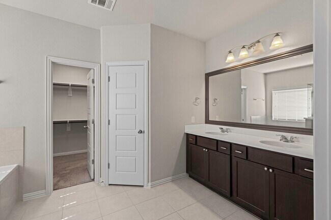 Building Photo - 22025 Abigail Way